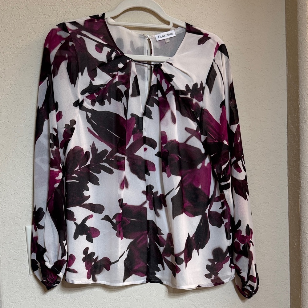 Calvin Klein Women's Blouse - Black and Purple Floral Size M